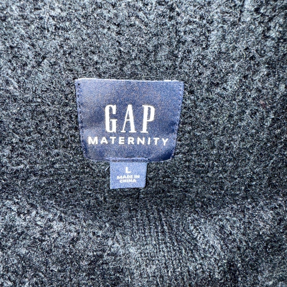 🔥3/$30 🔥 GAP Maternity Black Cowl Neck Sweater Size Large - Picture 7 of 7